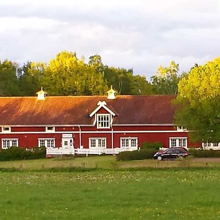 Roeda Stallet Bed & Breakfast Panzió Hjo község Kültér fotó