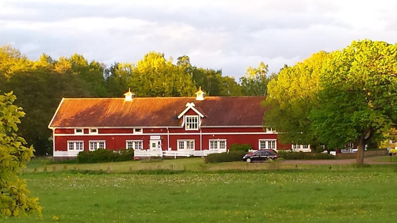 Roeda Stallet Bed & Breakfast Panzió Hjo község Kültér fotó